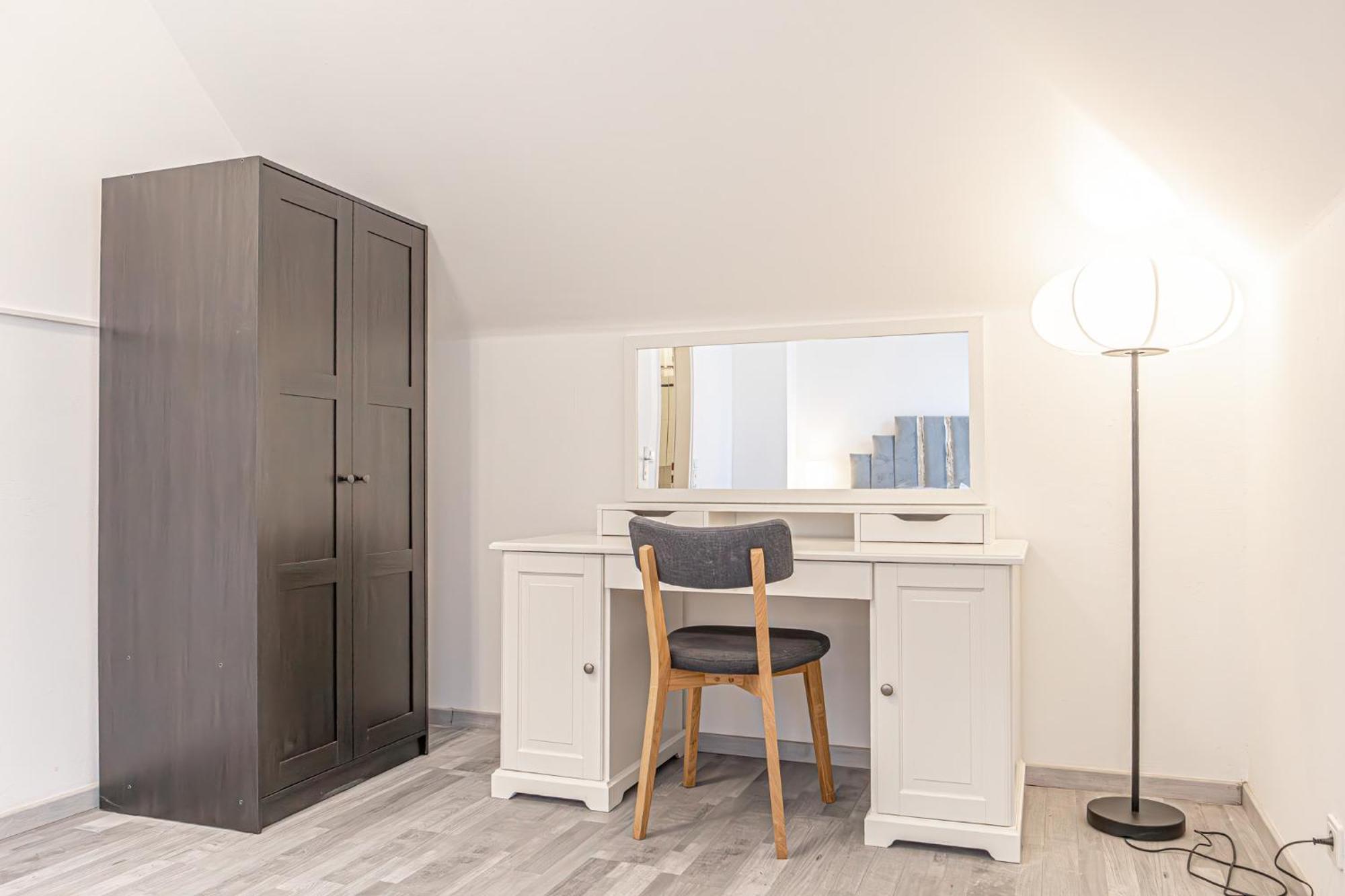 Lovely 2 Bedroom 1 Lr In Heart Of Wien