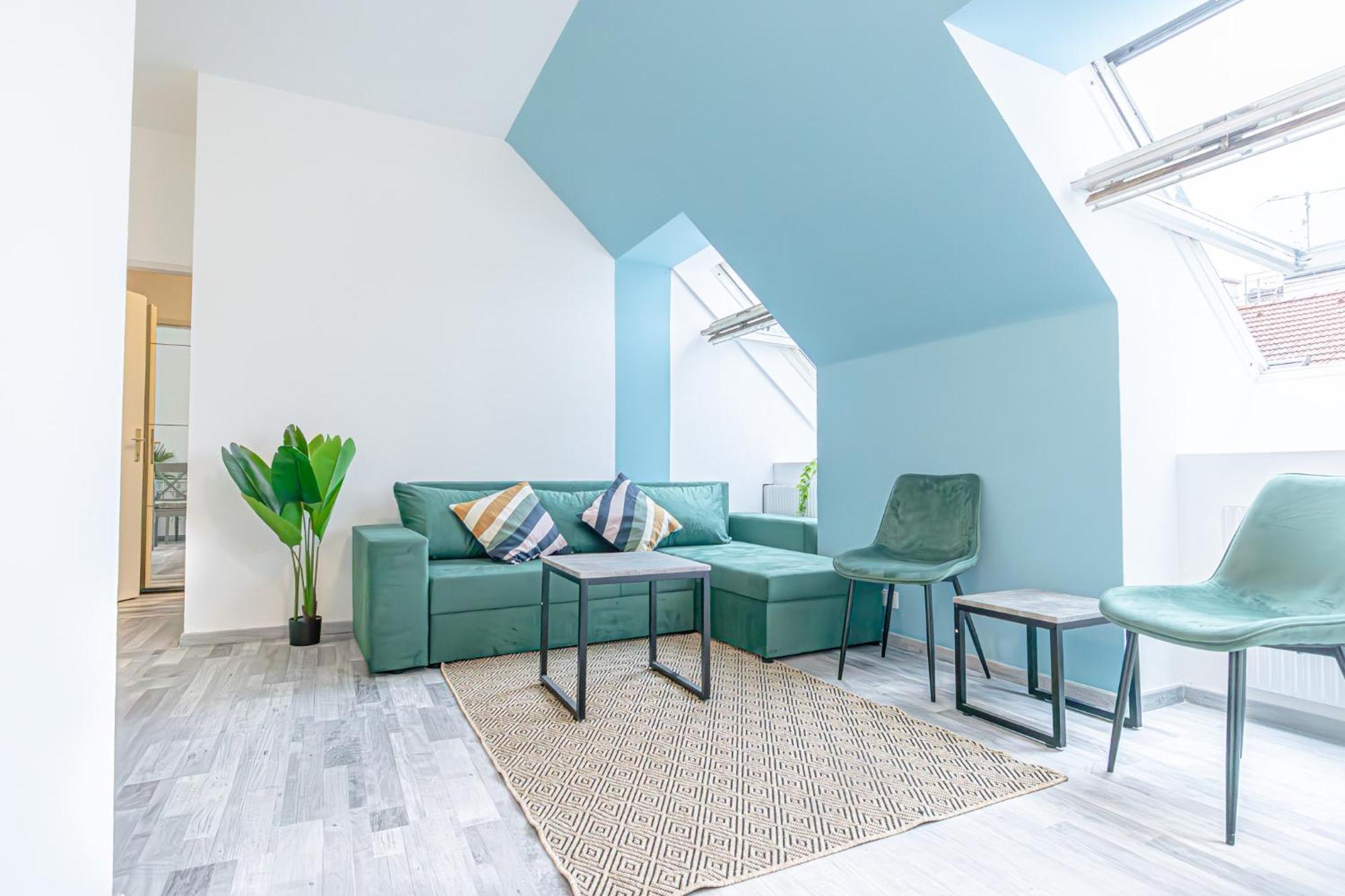 Lovely 2 Bedroom 1 Lr In Heart Of * Wien